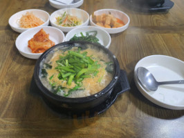 상림굴국밥 food