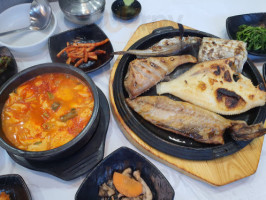 낙산쌀밥집 food