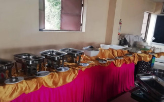 Shree Vallabha Banquet Hall food