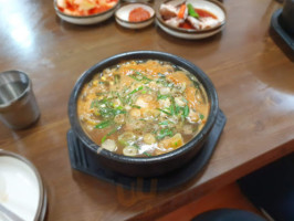 해가야굴국밥 food