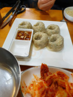 해물바지락칼국수 food