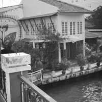 Riverview Guesthouse outside