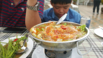 Ban Neun Nam food