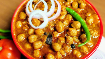 Khana Peena Ghar Se food