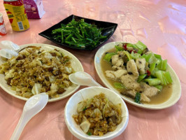 Zhú Wū Cān Tīng food