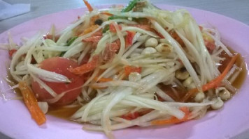 Kao Yai Seafood food