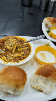 Shree Joshi Wadewale Paud Misal Cha Darbar food