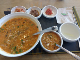 야들리애치킨 food