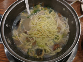 홍두깨칼국수 food