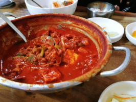 엄마네돼지찌개 food