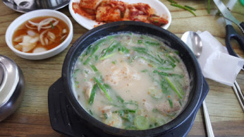 마당쇠돼지순대국밥 food