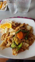 Maesri Thai Restaurant food