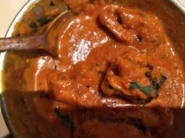 Tanveer's Curry Hut food