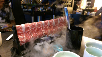 Zhè Yī Guō Huáng Shì Mì Cáng Guō Wù Guāng Míng Diàn food