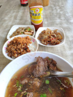 Yú Mǎn Táng Pái Gǔ Miàn food