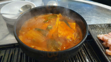 깡통주먹구이 food