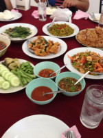 Kop Photchana food