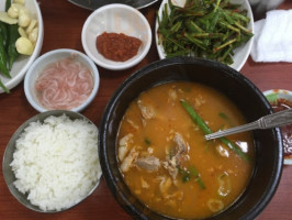 부산돼지국밥 food