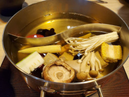 Chūn Yǔ Gé Shuàn Shuàn Wū food