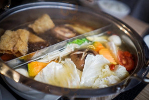 Luó Dōng Pǐn Guō food