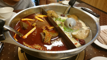Liáng Jì Má Là Huǒ Guō Zhuān Mài Diàn food