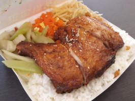 Zhèng Zhōng Pái Gǔ Fàn Qīng Hǎi Diàn food