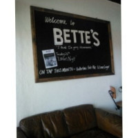 Bette's Eatery inside