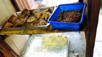 Dà Lù Xiǎo Chī Bù food