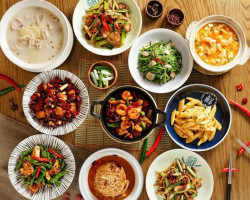 Kāi Fàn Chuān Shí Táng Xiù Tài Tái Zhōng Wén Xīn Diàn food