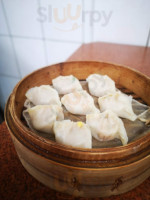 Yī Tiáo Lóng Jiǎo Guǎn food