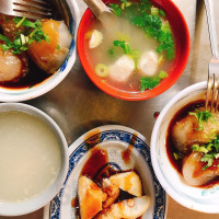Dōng Gǎng Zhèng Zōng Ròu Wán food