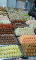 Shankar Sweets Caurner Puraini food