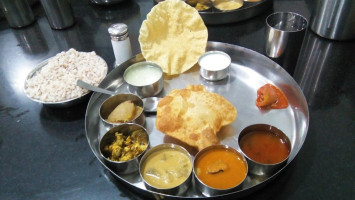 Santrupthi Veg food