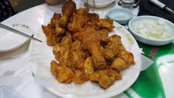바니양념통닭 food