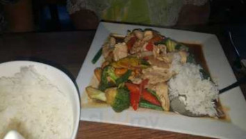 Royal Thailicious Restaurant food