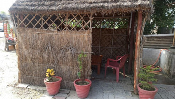 Meerut Sambhal Dhaba outside