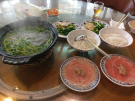 Yún Nán Guǎn food