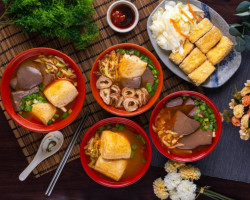 Sōng Wàng Shēn Kēng Chòu Dòu Fǔ food