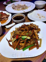 Xīn Yuán Hǎi Xiān Cān Tīng food