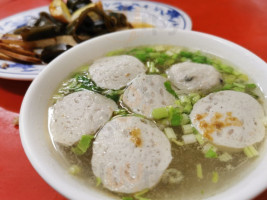 Ruì Suì Lǜ Chá Ròu Yuán food