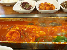 중문돌하루방식당 food