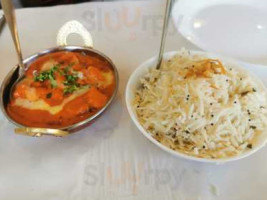 Noor Curry Club food