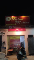 Metro's Mutton outside