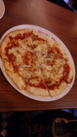Alleycat's Pizza inside