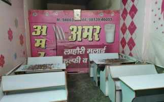 Shri Amar Foods (amar Kulfi) outside