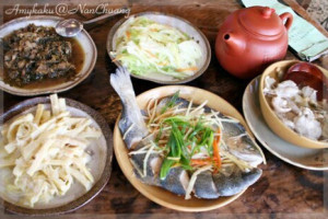 Lǎo Jīn Lóng Fàn Diàn food