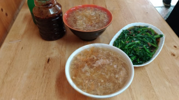 Yóu Yú Gēng Miàn food