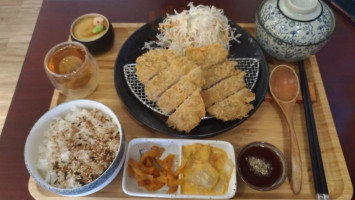 Bā Gǔ Qīng Dìng Shí Zhū Pái Kā Lī food