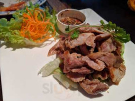 Thai Lee La food