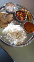 Gnlu Canteen food